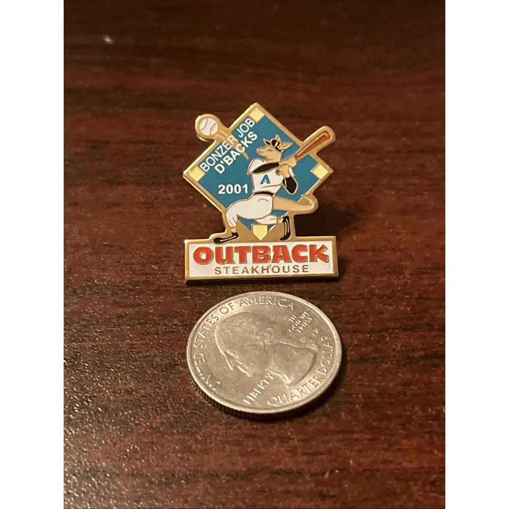 Outback Steakhouse Bonzer‎ Job Diamondbacks Kangaroo Baseball Lapel Hat Pin